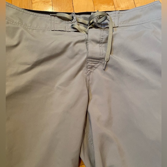 Quicksilver men’s grey swim trunks - Picture 5 of 6